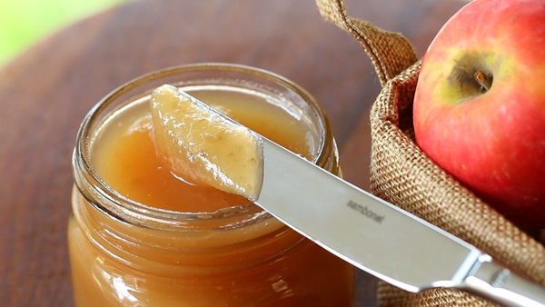 Come cucinare la marmellata dalle mele a casa