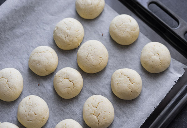 Ricetta di vacanza: Torta di pesche con ripieno di crema
