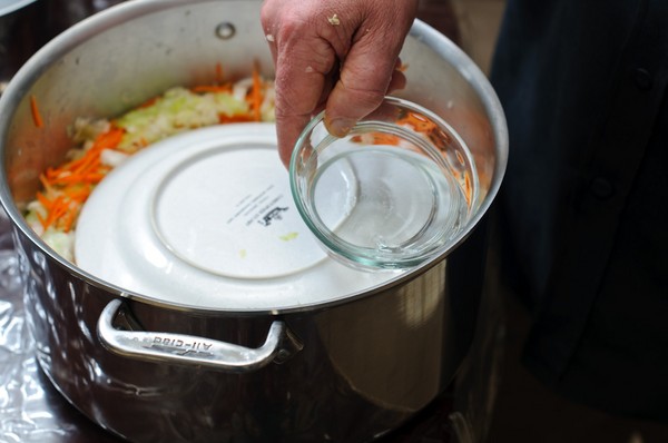 Ricette da cavolo per l'inverno: gustose insalate, billette senza aceto, con aspirina, senza sterilizzazione