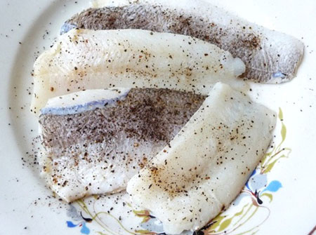 Pesce in latte crudo
