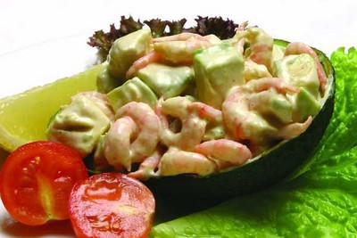 Insalata di avocado con gamberetti