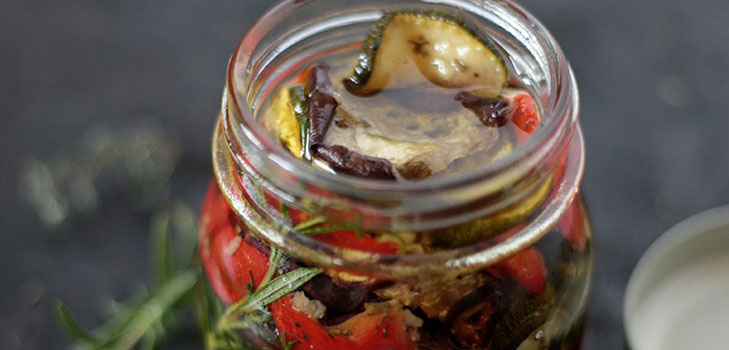 Le insalate di zucchine per l'inverno sono veloci e gustose: ricette con foto passo-passo