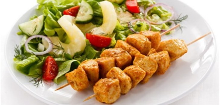 shish kebab con verdure