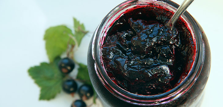 Ribes con zucchero per l'inverno senza cottura, Pyatiminutka, congelato. Ricetta di ribes, grattugiata con zucchero per l'inverno (senza frigorifero) Ribes con zucchero per l'inverno senza cottura, Pyatiminutka, congelato. Ricetta di ribes, grattugiata con zucchero per l'inverno (senza frigorifero)