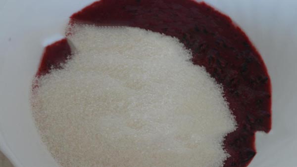 Ribes con zucchero per l'inverno senza cottura, Pyatiminutka, congelato. Ricetta di ribes, grattugiata con zucchero per l'inverno (senza frigorifero)