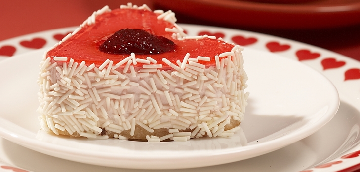 Torta in forma di cuore il 14 febbraio, ricetta con foto