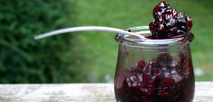 La ricetta di marmellata di ribes