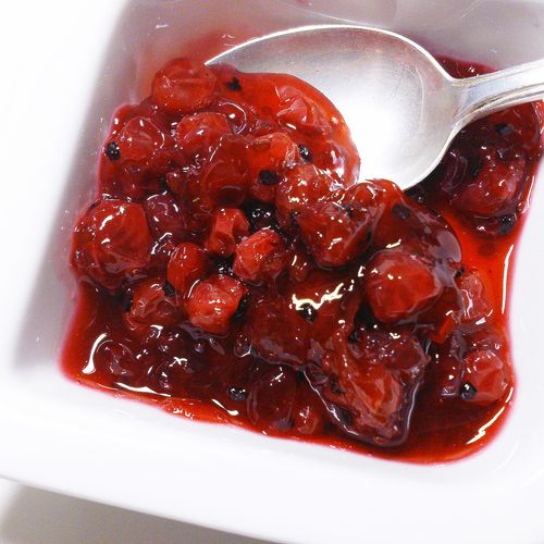 Marmellata di miele e noci di ribes