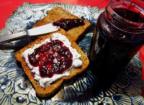 Marmellata di ribes nero con mele