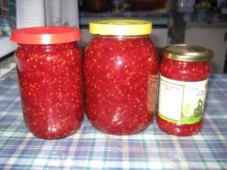 marmellata in vasetti