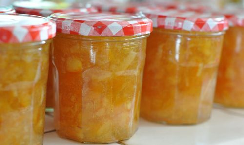 Marmellata di limone e zenzero con miele senza cottura