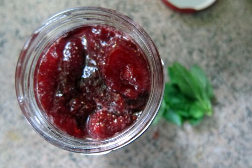 Confettura di fragole alla menta