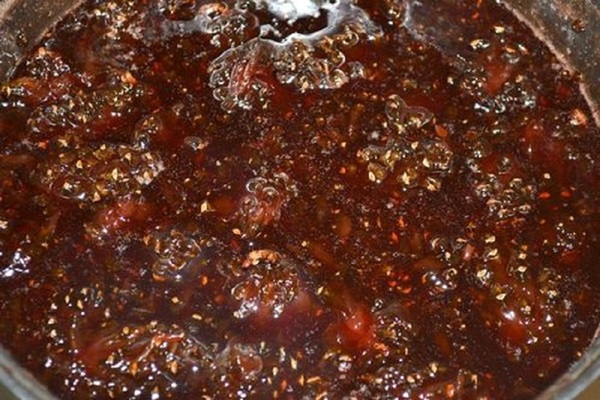 Marmellata originale di pigne