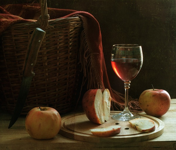 Vino fatto in casa dalle mele
