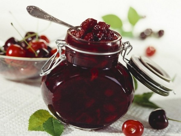 Ciliegie in inverno - ricette - marmellata con semi e senza semi, briefing di cinque minuti, marmellata, gelatina senza gelatina, composta di ciliegie Ciliegie in inverno - ricette - marmellata con semi e senza semi, briefing di cinque minuti, marmellata, gelatina senza gelatina, composta di ciliegie