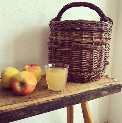 Come preparare il succo di mela per l'inverno