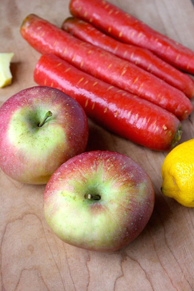 Come preparare il succo di mela per l'inverno