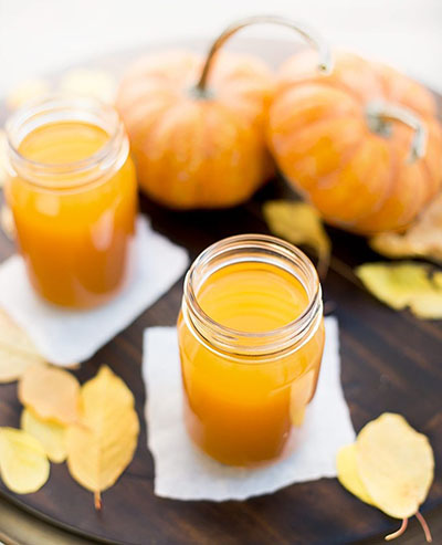 Come preparare il succo di mela per l'inverno