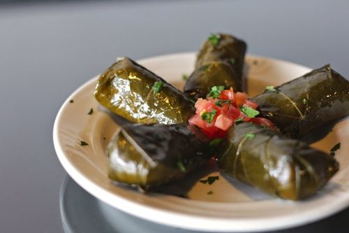 La ricetta per la raccolta delle foglie di vite per dolma Come sottaceto foglie di vite per dolma