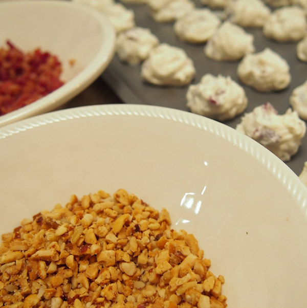 Spuntini per il gallo del nuovo anno 2017: prepariamo nuove ricette deliziose e interessanti per spuntini semplici e freddi di Capodanno
