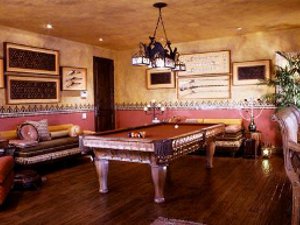 Sala biliardo: decorazione d'interni Sala biliardo: decorazione d'interni