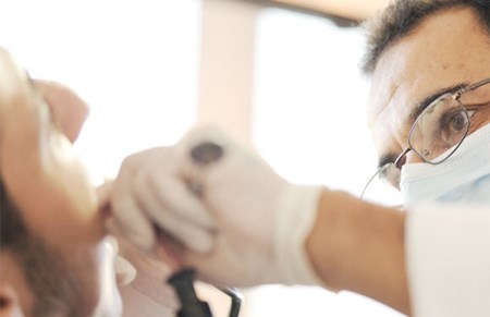 Rimedi popolari per il mal di denti Rimedi popolari per il mal di denti