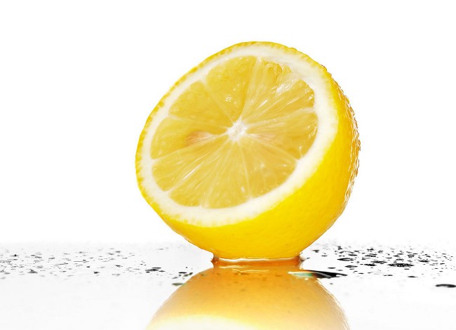 Olio essenziale di limone