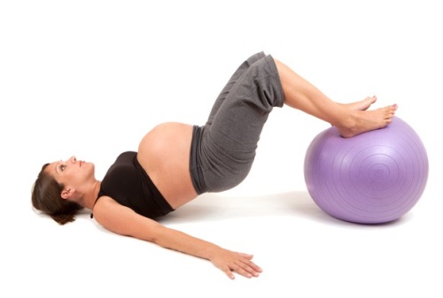 Ginnastica per donne incinte nel 2 ° trimestre