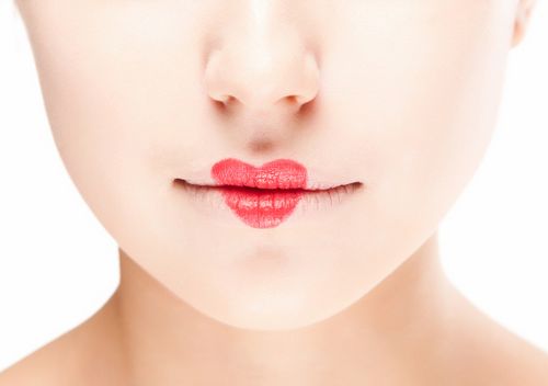  Un modo rapido ed efficace per curare i raffreddori sulle labbra: semplici ricette