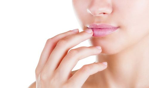  Un modo rapido ed efficace per curare i raffreddori sulle labbra: semplici ricette