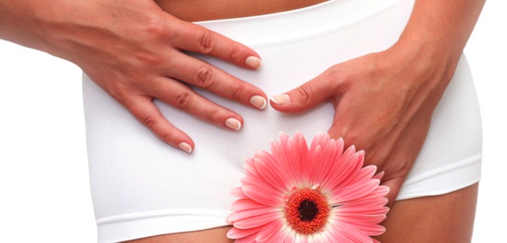 Perché una donna ha labbra scure