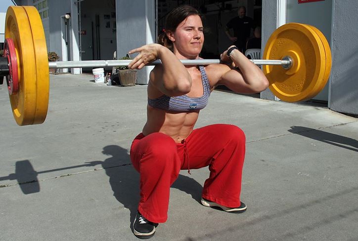 Squat: gli esercizi corretti per i glutei