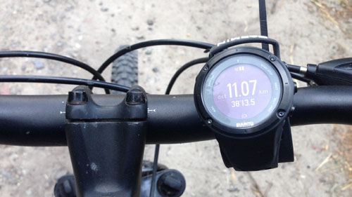 Quante calorie vengono bruciate mentre si guida una bicicletta
