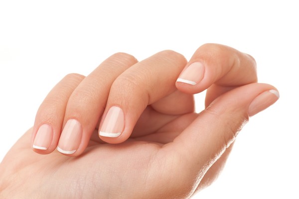 Vitamine per la crescita di capelli e unghie