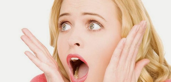 Perché c'è un odore sgradevole dalla vagina